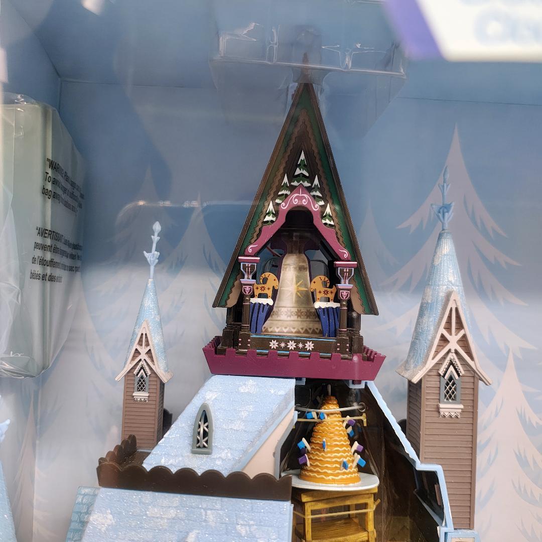 ☆未使用品☆Disney正規品　アナと雪の女王 「家族の思い出」アレンデール城