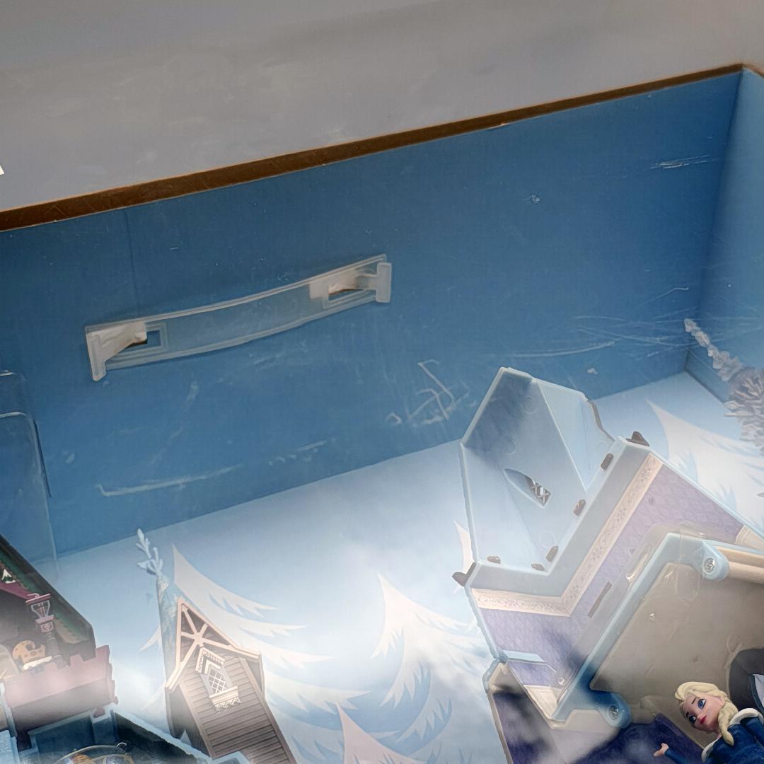 ☆未使用品☆Disney正規品　アナと雪の女王 「家族の思い出」アレンデール城