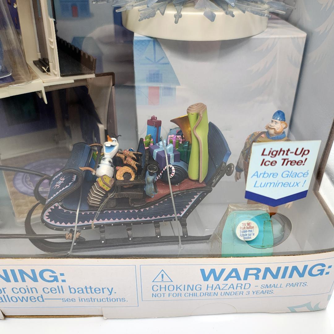 ☆未使用品☆Disney正規品　アナと雪の女王 「家族の思い出」アレンデール城