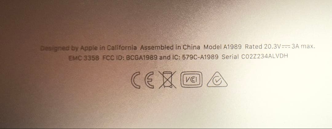 MacBook本体 MacBook Pro 13 2019 A1989 i5 SSD512GB