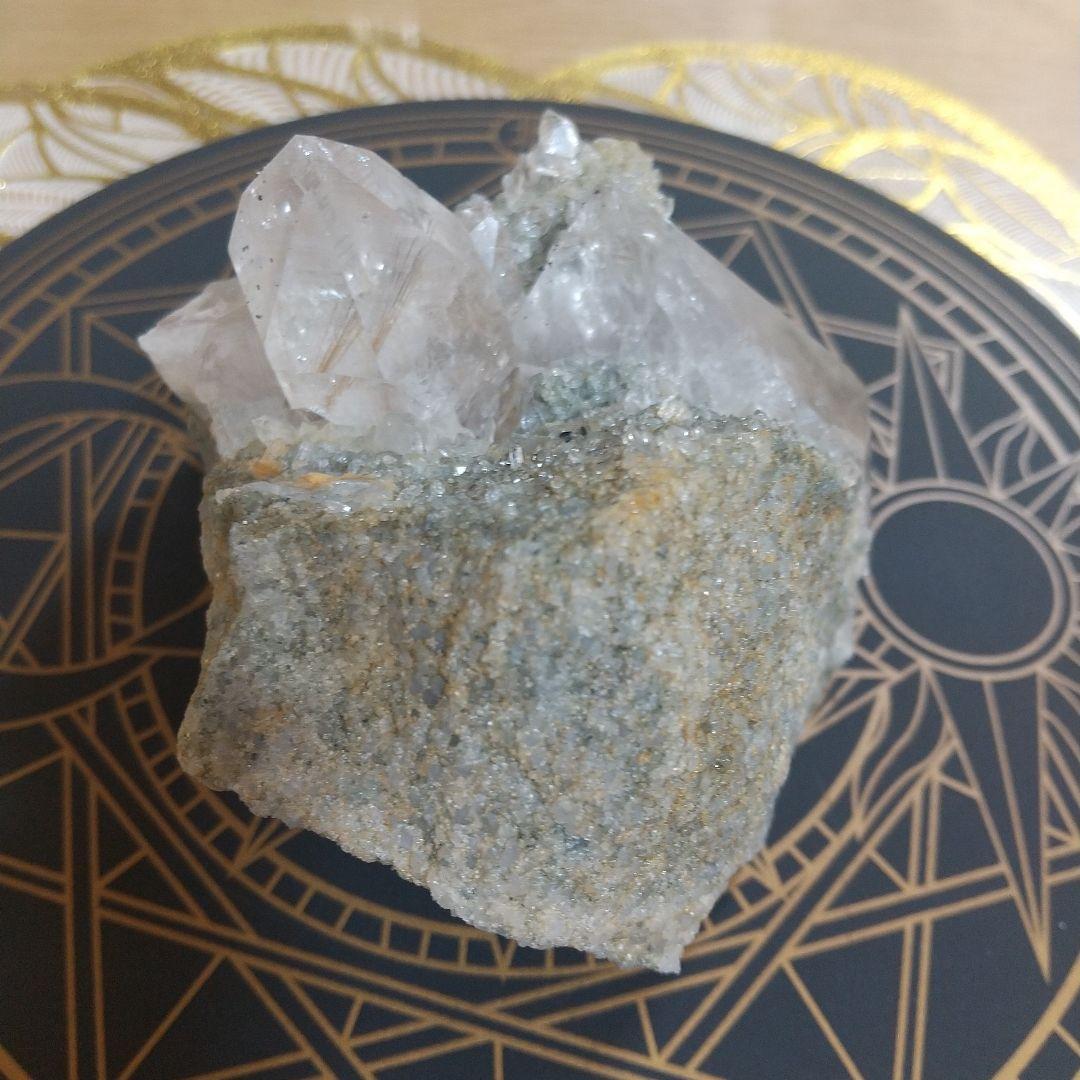 マニハール水晶 原石