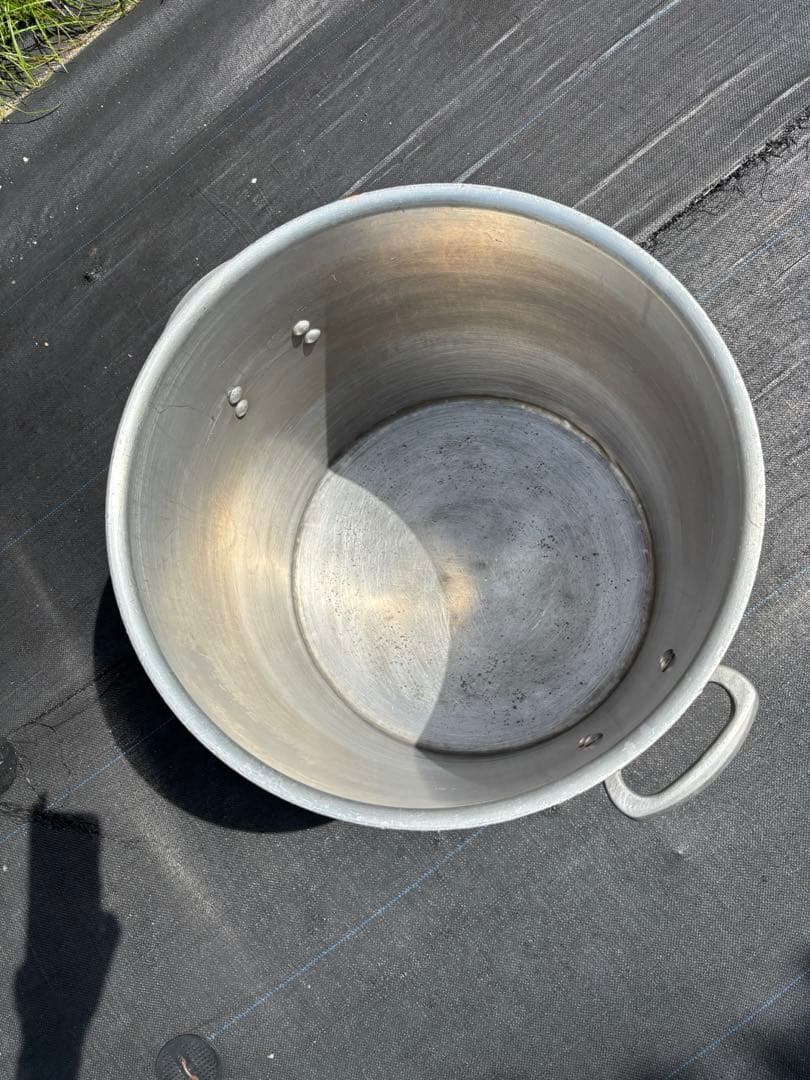 業務用アルミ製寸胴鍋 蓋付き　３９cm