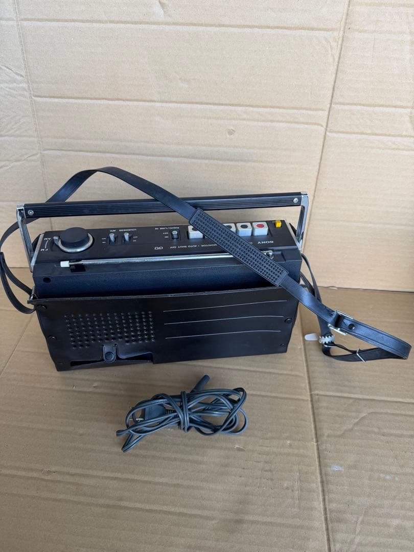 SONY CF-1900 カセットラジオ