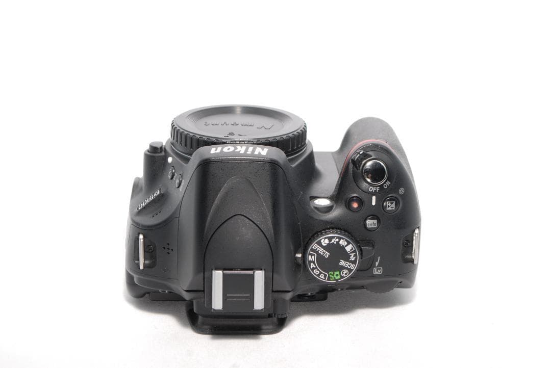 ✨Nikon D5100✨初心者モデル✨手振れ補正付き✨ 一眼レフカメラ