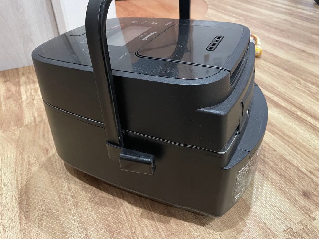 パナソニック SR-VSA100 炊飯器 Wおどり炊き お釜