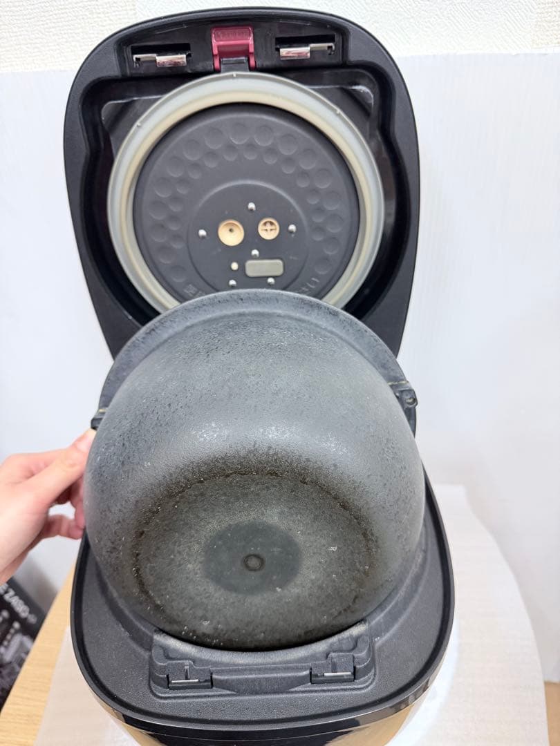 タイガー 圧力IH炊飯器 JPC-B100（5.5合）