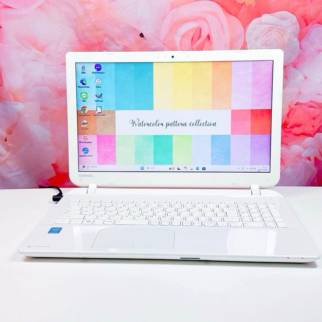 新品SSD✨ノートパソコン✨windows11✨カメラ✨オフィス✨薄型✨美品✨