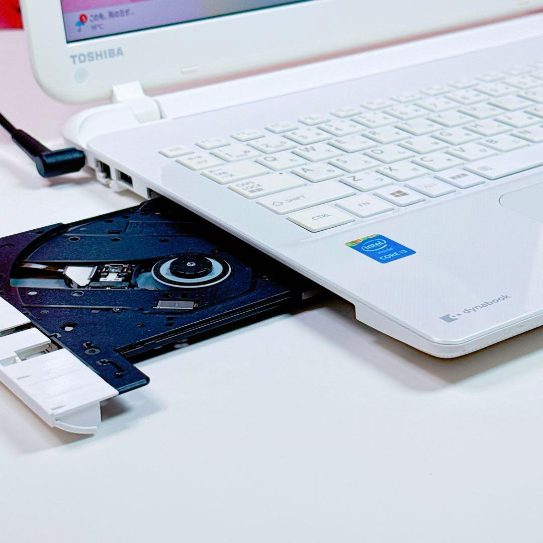 新品SSD✨ノートパソコン✨windows11✨カメラ✨オフィス✨薄型✨美品✨