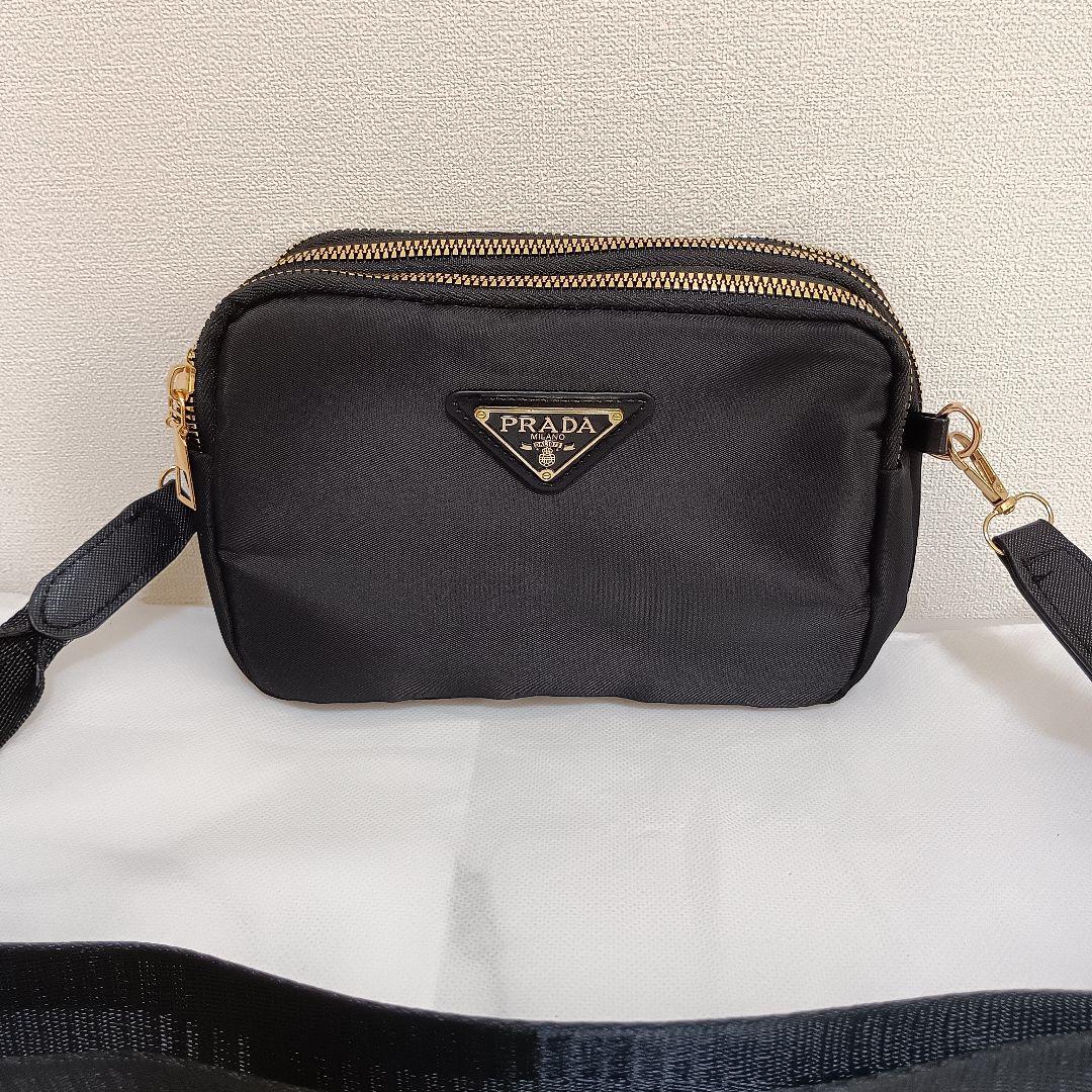 PRADA ショルダーバッグノベルティ