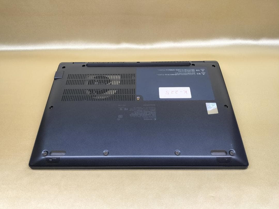 東芝　Dynabook G83/KW　高性能　2023年モデル(K-225)