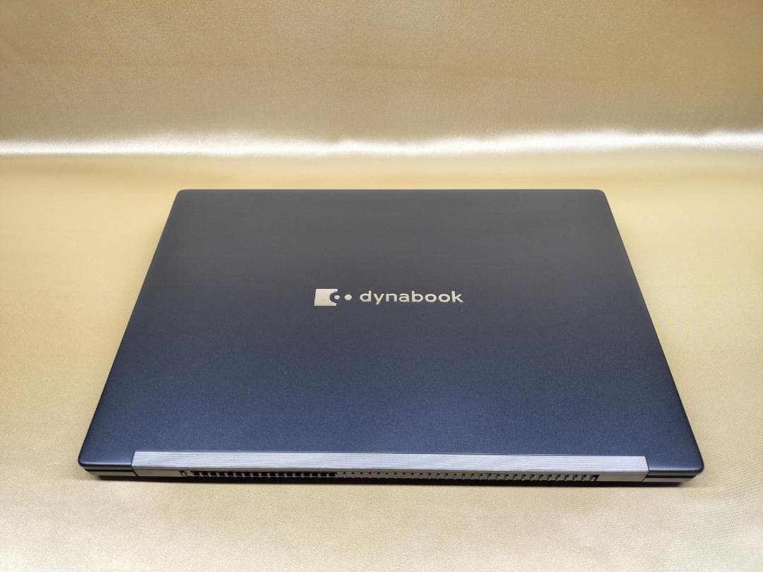 東芝　Dynabook G83/KW　高性能　2023年モデル(K-225)