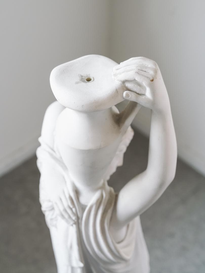 希少 イタリア\"DAL TORRIONE\" 水瓶を持つ女神 石膏像 アンティーク