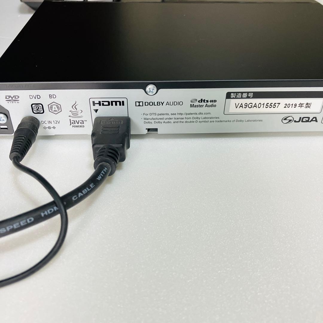 山善ハイビジョン液晶テレビ 32型　Panasonic ブルーレイプレーヤー