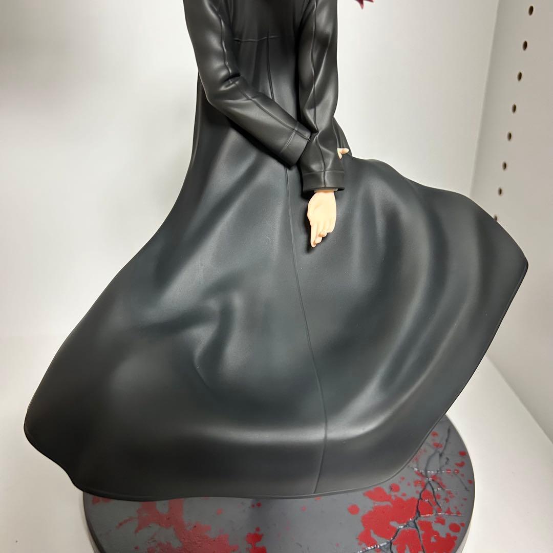 チェンソーマン　マキマ　1/7スケールフィギュア　AMAKUNI あみあみ