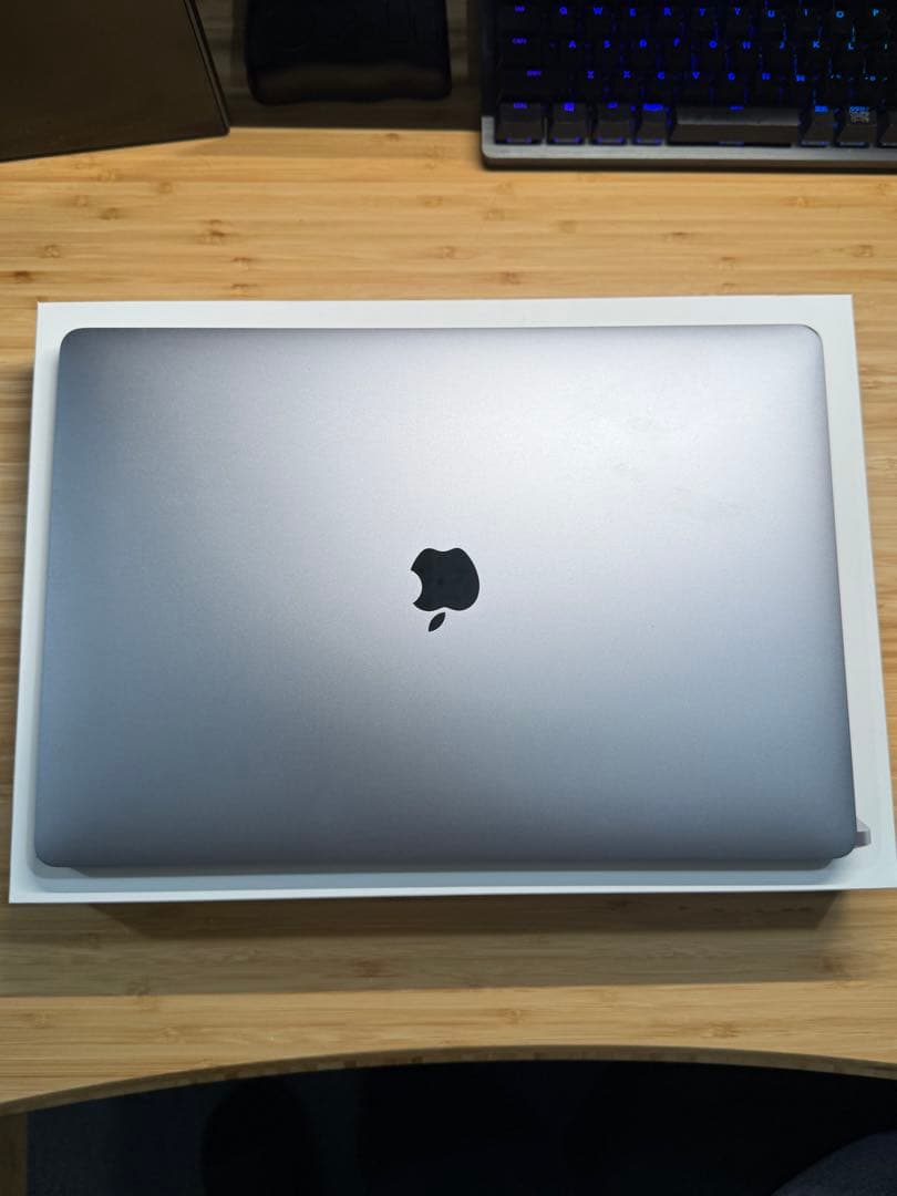 【美品】MacBook Pro 16-inch 2019スペースグレイ