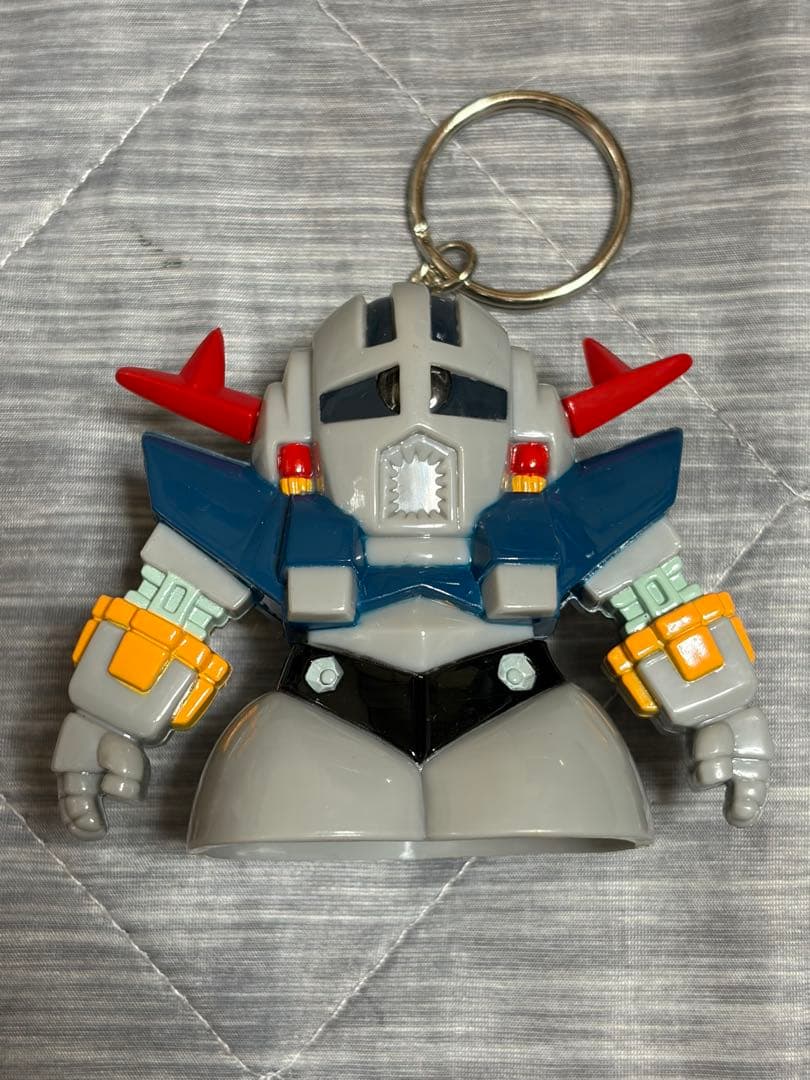 ガンダム 目が光る貯金箱 胸像バンク フィギュアコレクション キーホルダー
