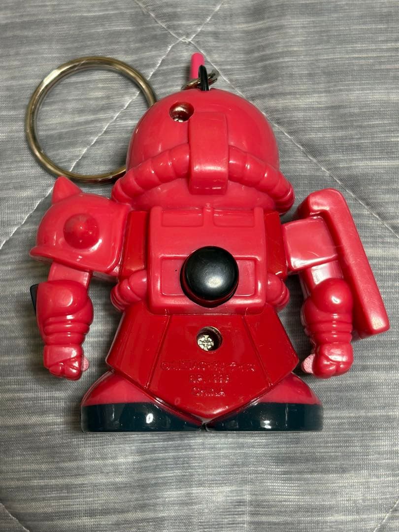 ガンダム 目が光る貯金箱 胸像バンク フィギュアコレクション キーホルダー