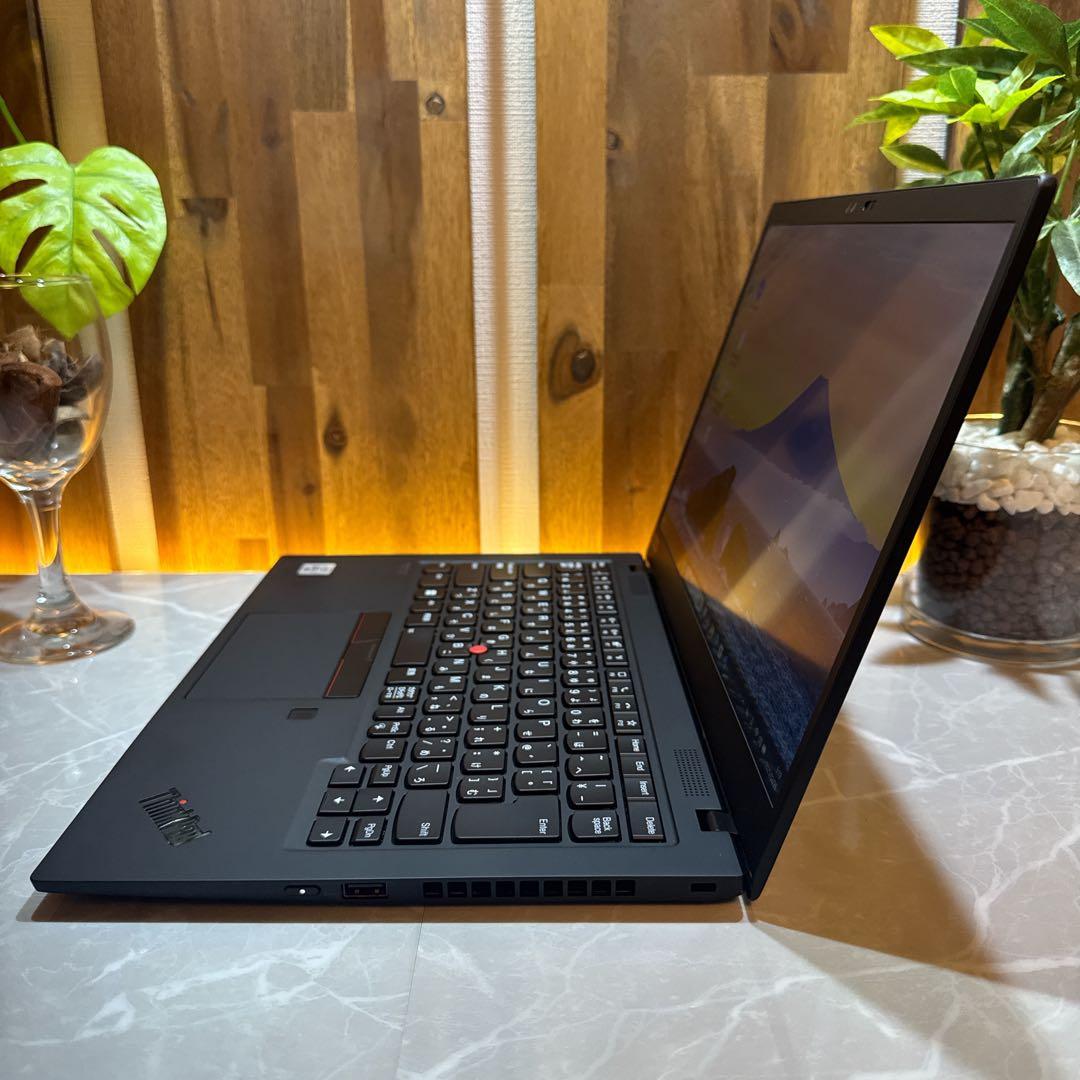 極美品2020年式‼️ThinkPadX1☘最高峰i7☘メモリ16☘ノートパソコン