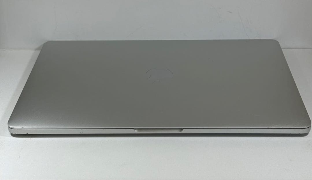Apple MacBook Pro 13（2019 ?） ― ジャンク品