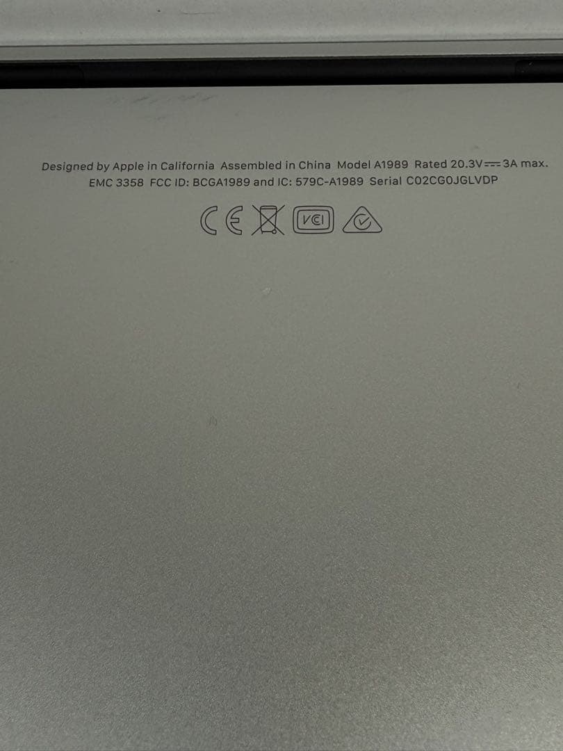 Apple MacBook Pro 13（2019 ?） ― ジャンク品