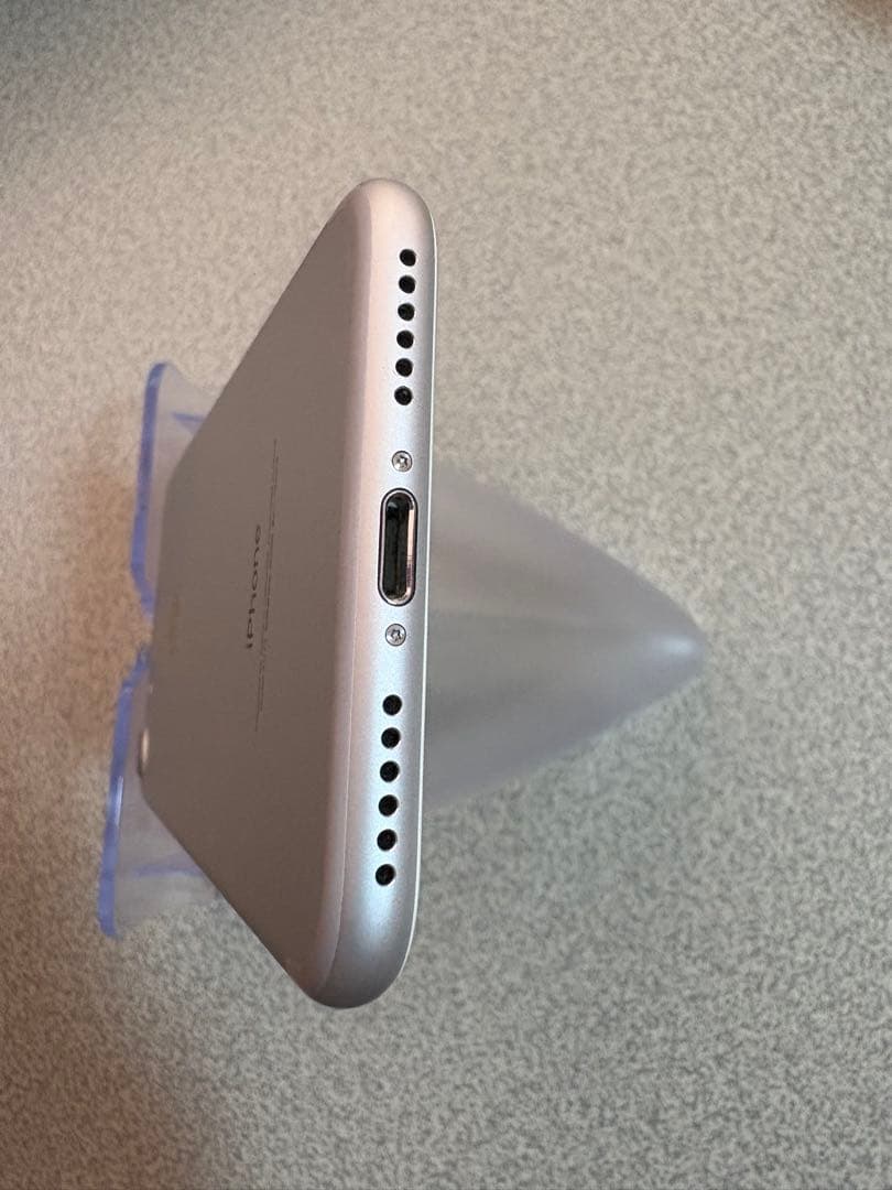 【美品】iPhone7 シルバー 32GB 100%