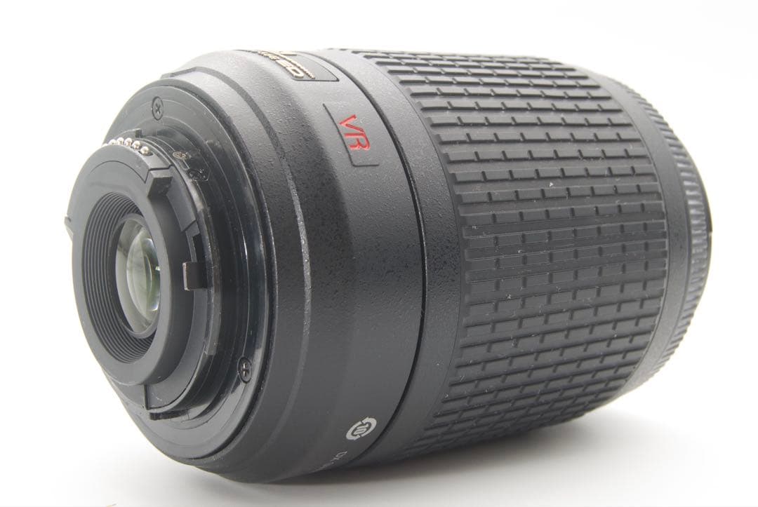 【人気機種Nikon D5600 スマホ転送　Wi-Fi デジタル一眼レフカメラ