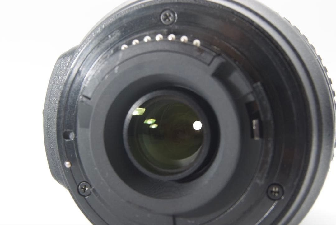【人気機種Nikon D5600 スマホ転送　Wi-Fi デジタル一眼レフカメラ