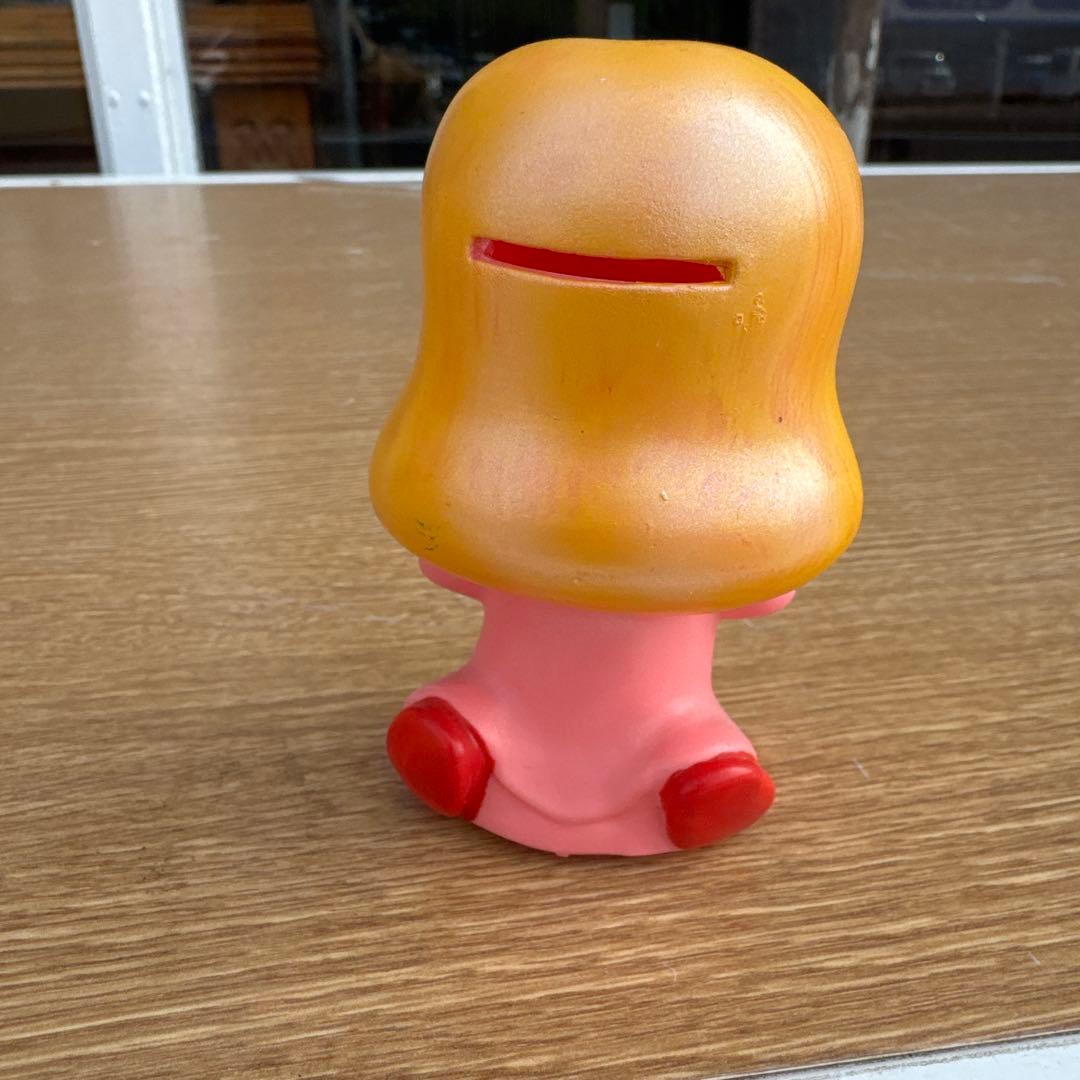 鈴*蘭様 昭和レトロ　エビーちゃん　貯金箱 ピンク　ソフビ