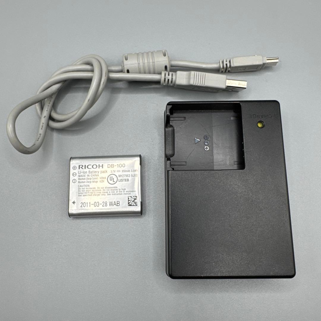 M1342 RICOH CX4 コンパクト デジタル カメラ デジカメ コンデジ