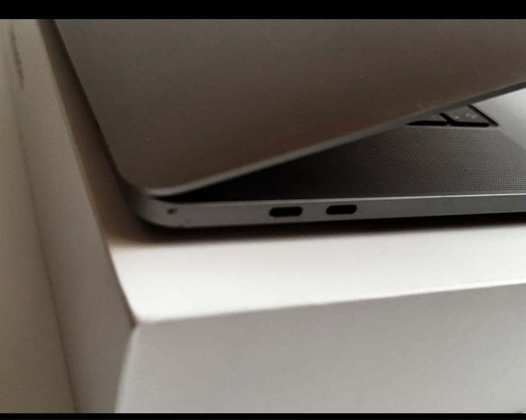 Apple MacBook Pro 16インチ 2019 i9 64GB 2TB