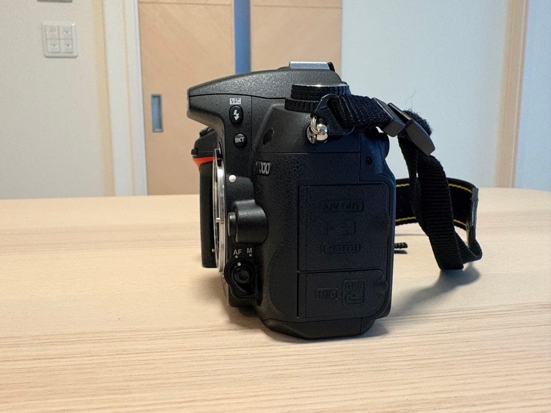 Nikon D7000 レンズ他付属品一式　デジタル一眼レフ　キャリーバッグ付