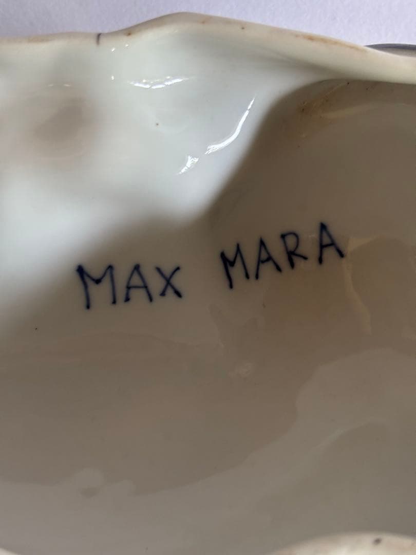 オールドMAX MARA作お昼寝ブラウンビーグル犬置物　陶磁器製