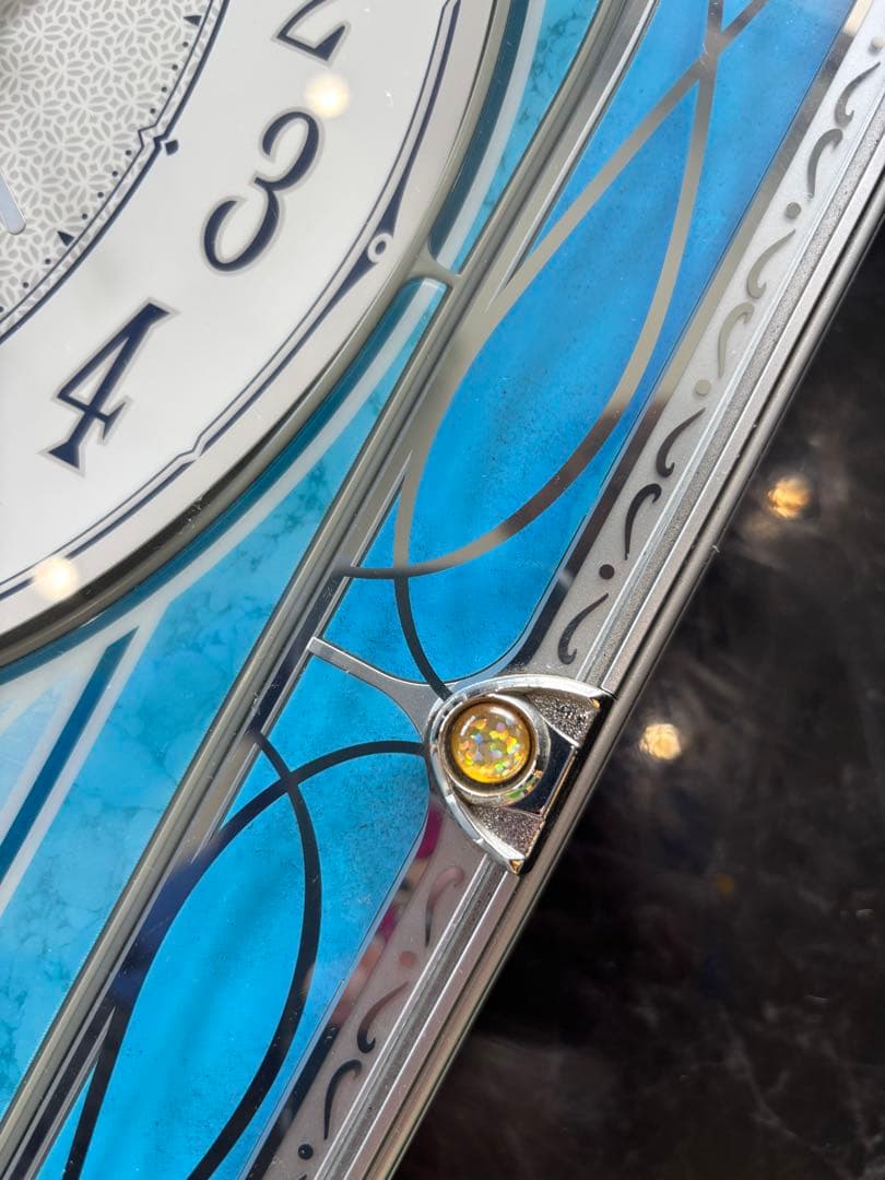 CITIZEN 電波時計 青いオーバル型