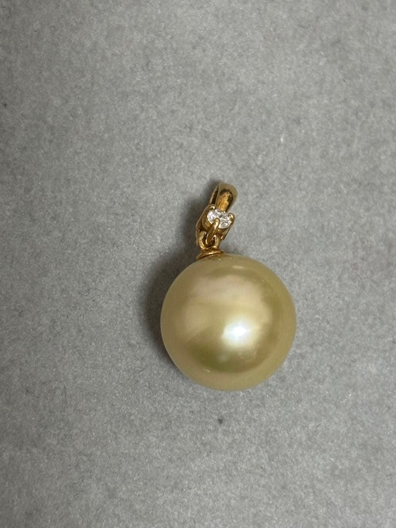 ペンダントトップ　K18 トップ　真珠　パール　12mm ダイヤ