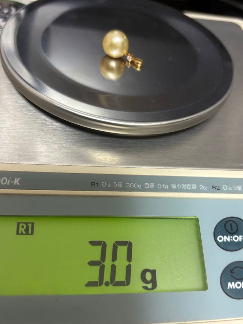 ペンダントトップ　K18 トップ　真珠　パール　12mm ダイヤ