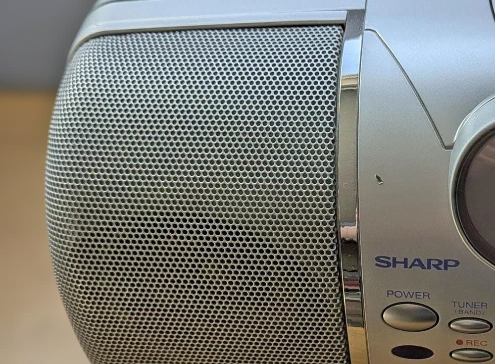 【中古】SHARP MD/CDラジカセ MD-F220-S　※リモコンなし