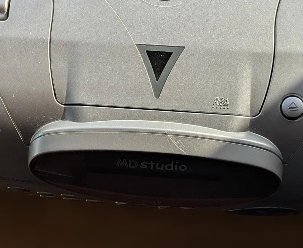 【中古】SHARP MD/CDラジカセ MD-F220-S　※リモコンなし