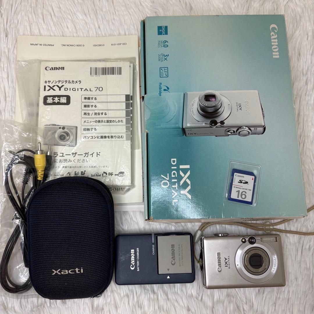 Canon カメラ　IXY 70 PC1193 充電器　箱 コンデジ　動作品