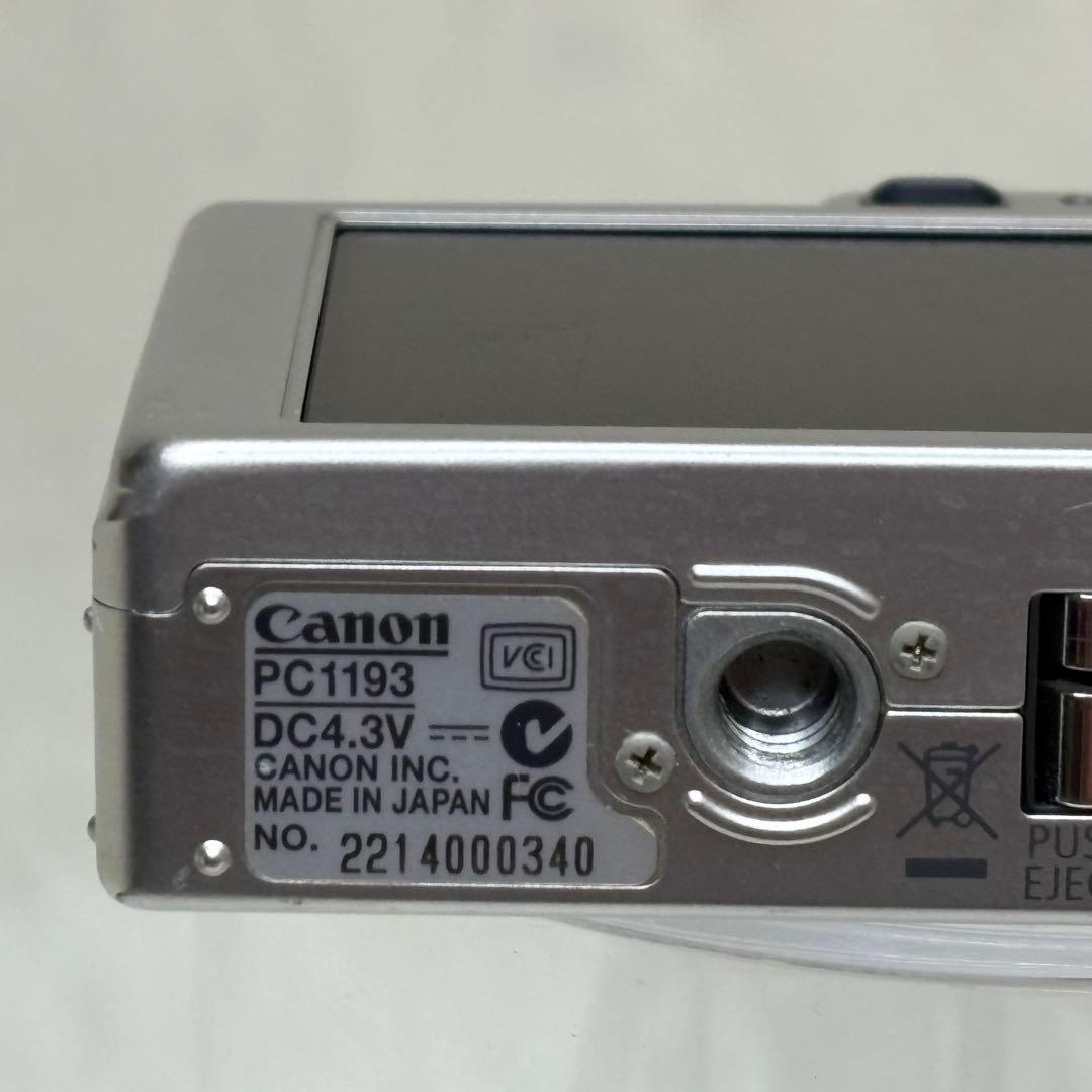Canon カメラ　IXY 70 PC1193 充電器　箱 コンデジ　動作品