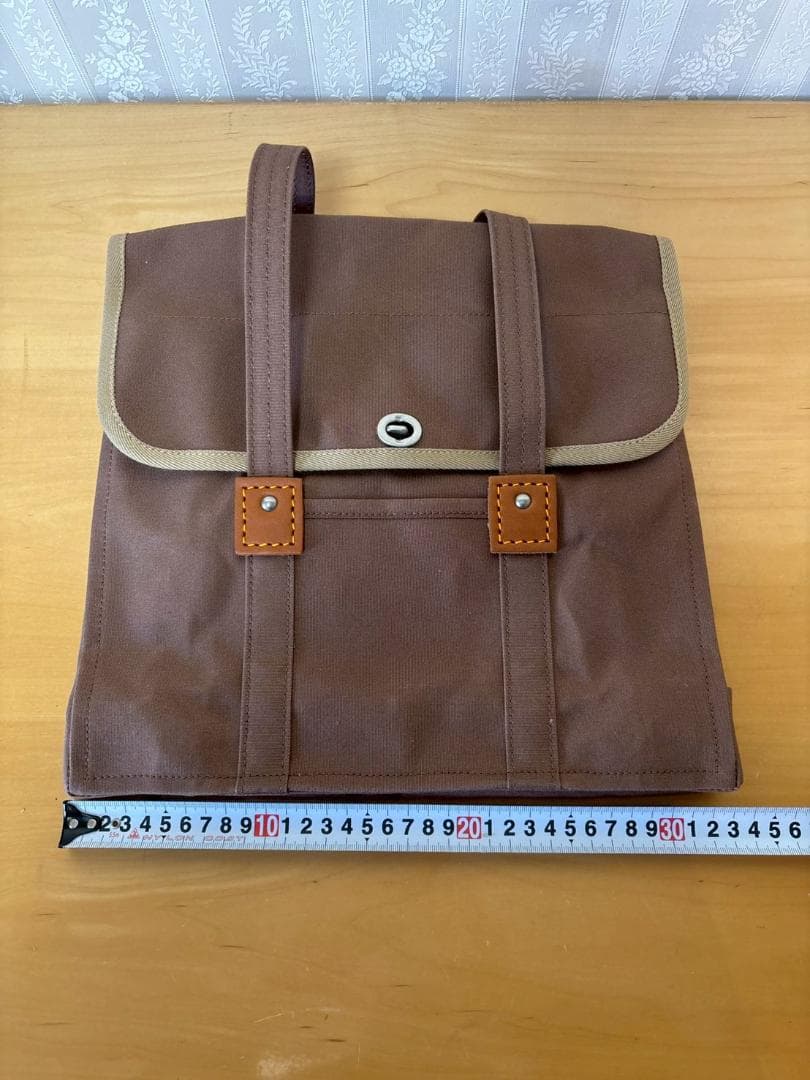 一澤信三郎帆布　フタ付きトートバッグ