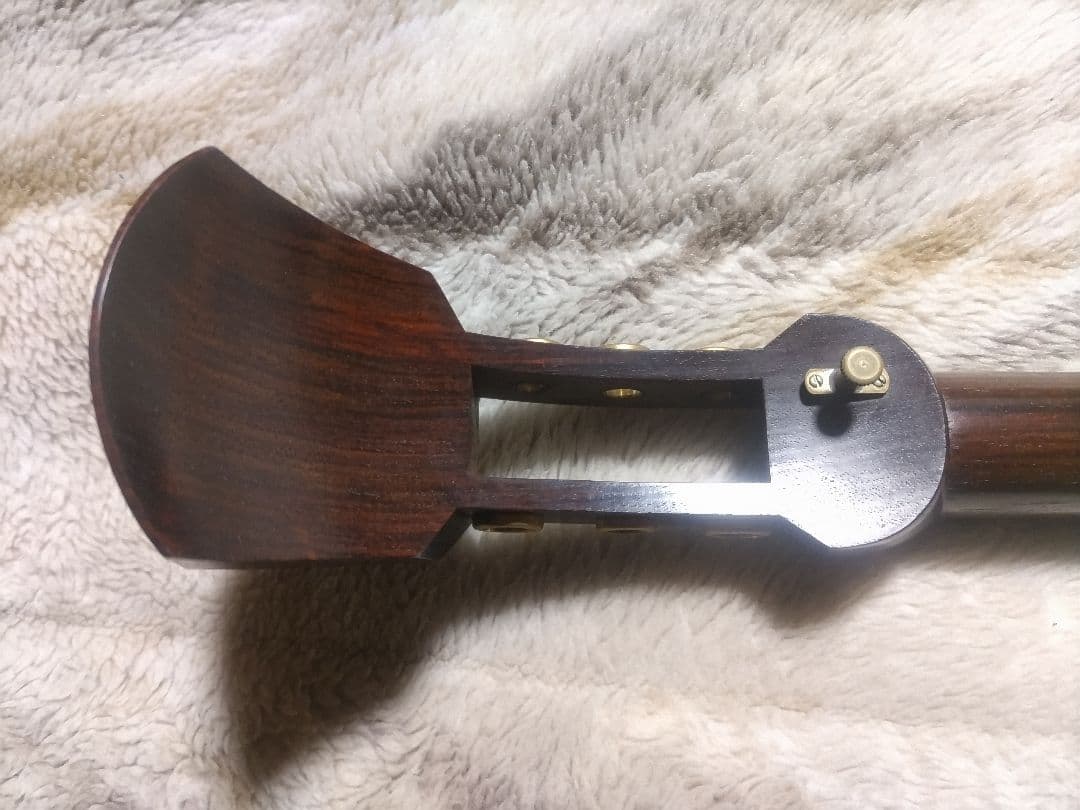 津軽三味線子持ち綾杉胴（皮張り替え済み）