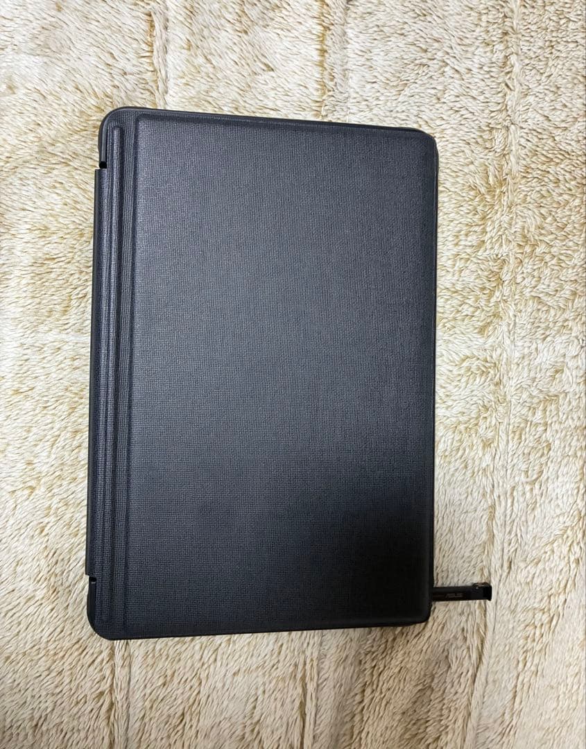 Chromebook本体 ASUS Chromebook Detachable CZ1