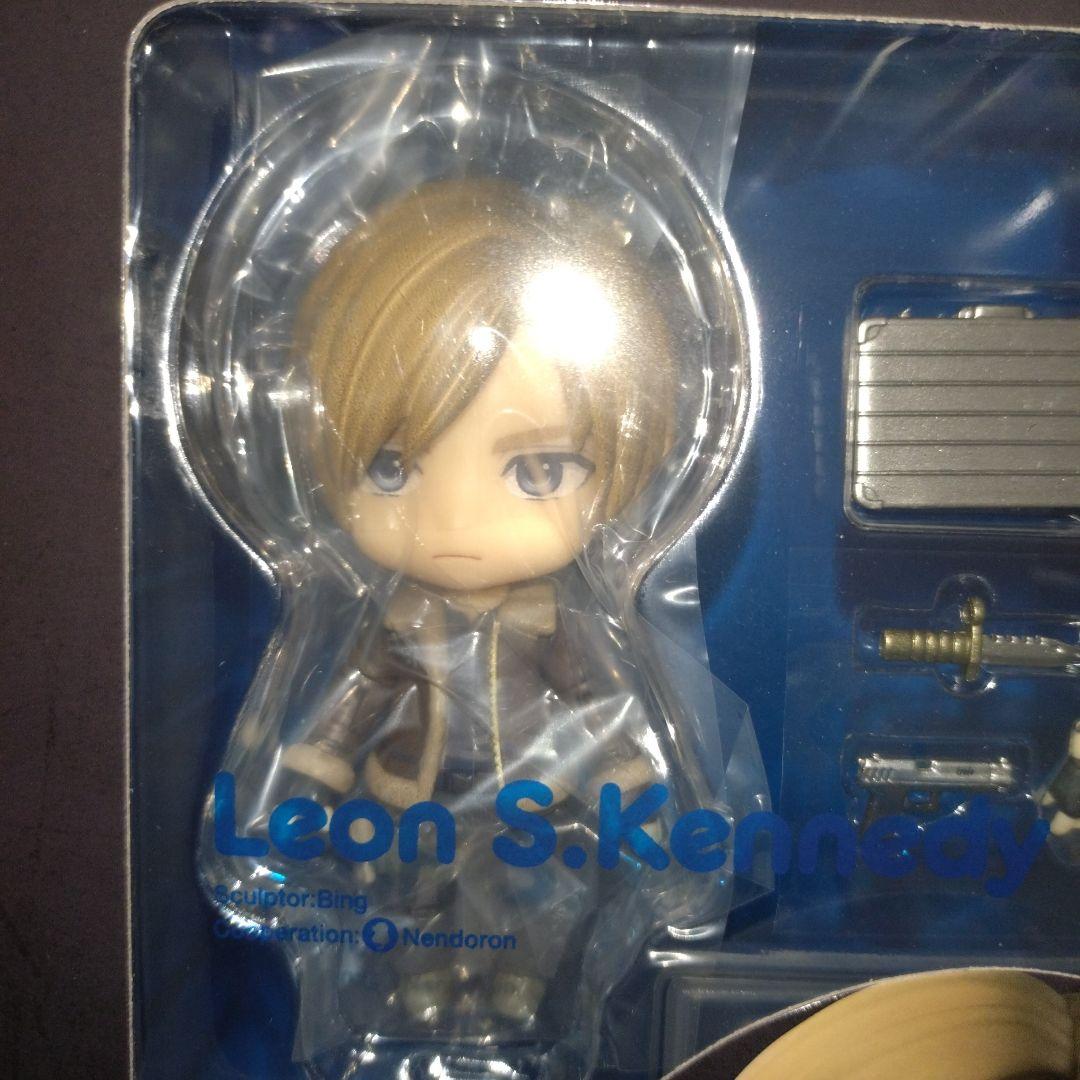 バイオハザード　RE:4 レオン・S・ケネディ　ねんどろいど　フィギュア
