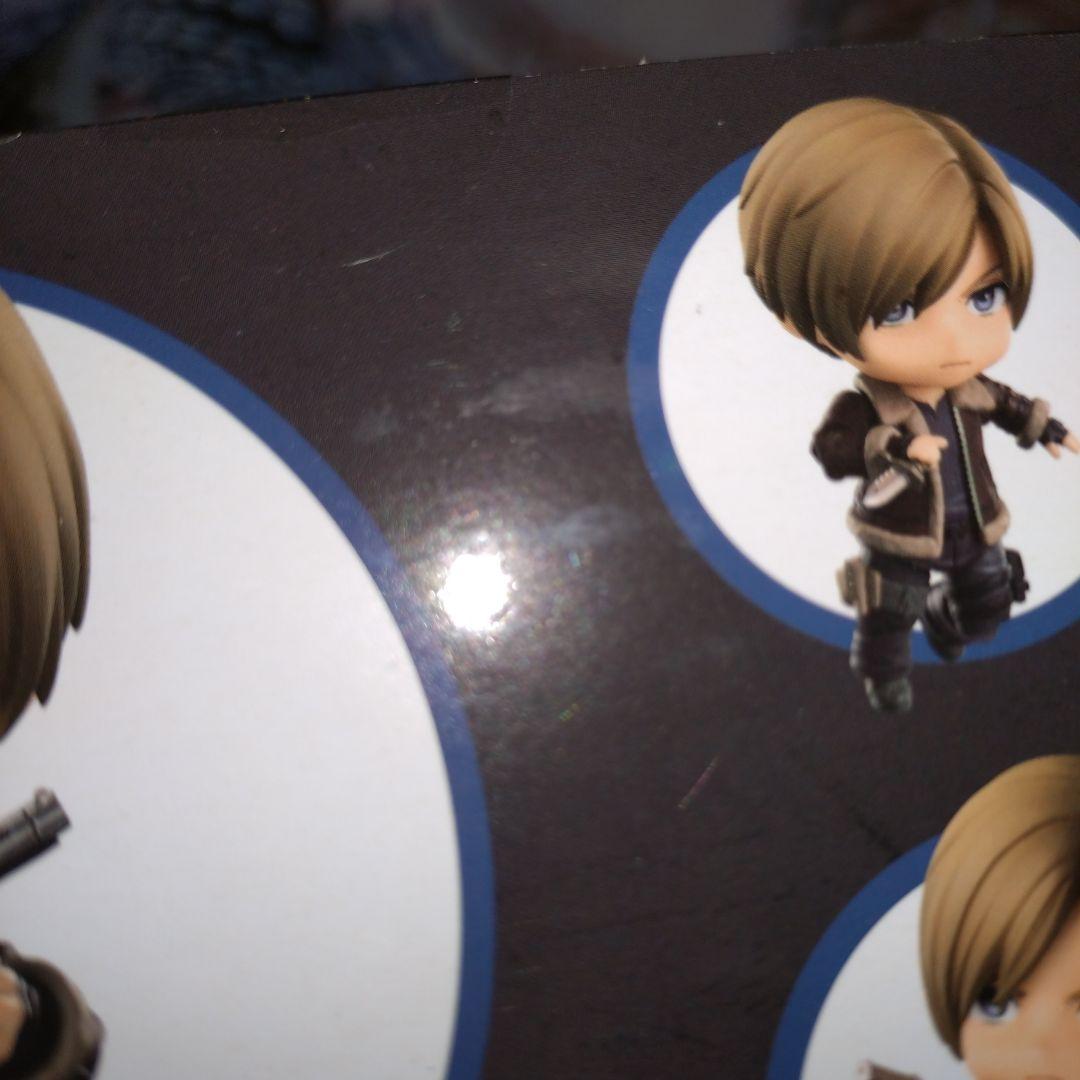 バイオハザード　RE:4 レオン・S・ケネディ　ねんどろいど　フィギュア