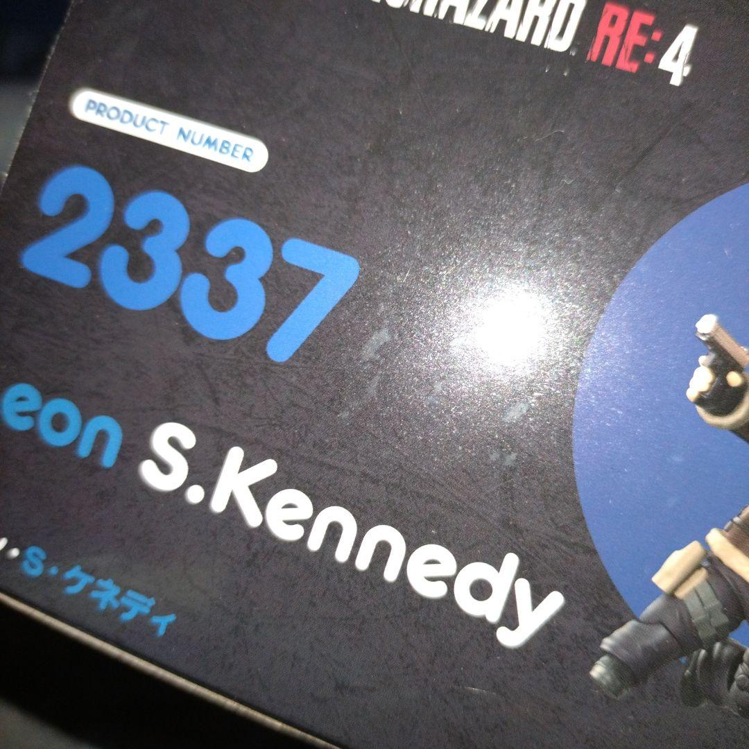 バイオハザード　RE:4 レオン・S・ケネディ　ねんどろいど　フィギュア