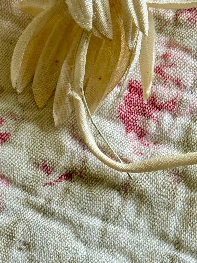 ＊専用＊　アンティーク　ミニョネット　ドール　オールビスク　白い布花付き