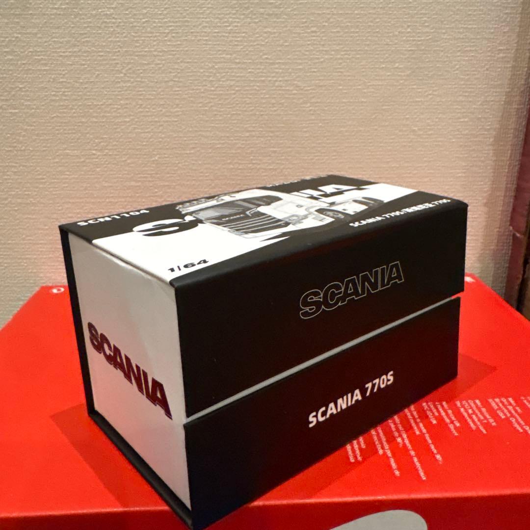 合金スカニア 770S ミニカー 1/64 （2デフ　ダブル引きタイプ）白