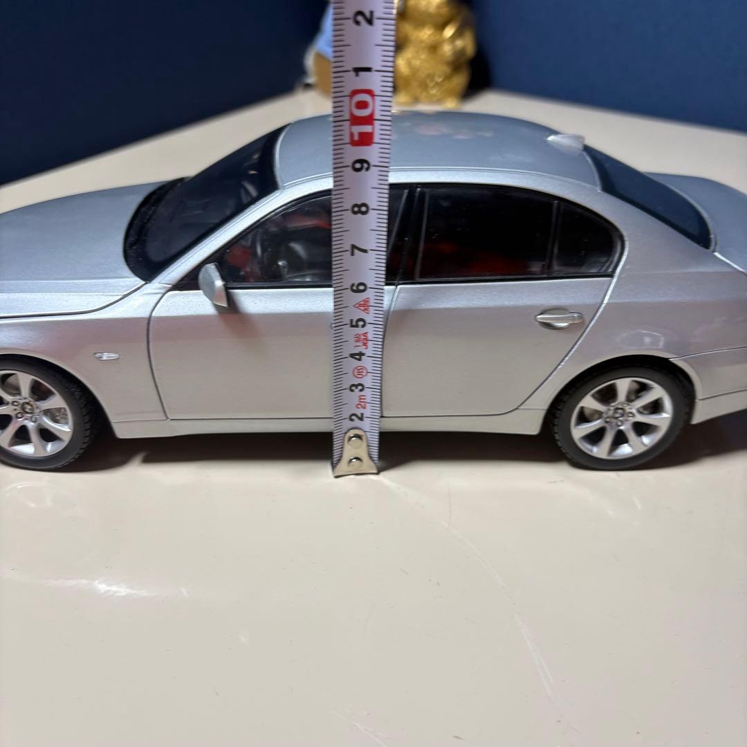  5シリーズ 京商 KYOSHO 1/18 モデルカー