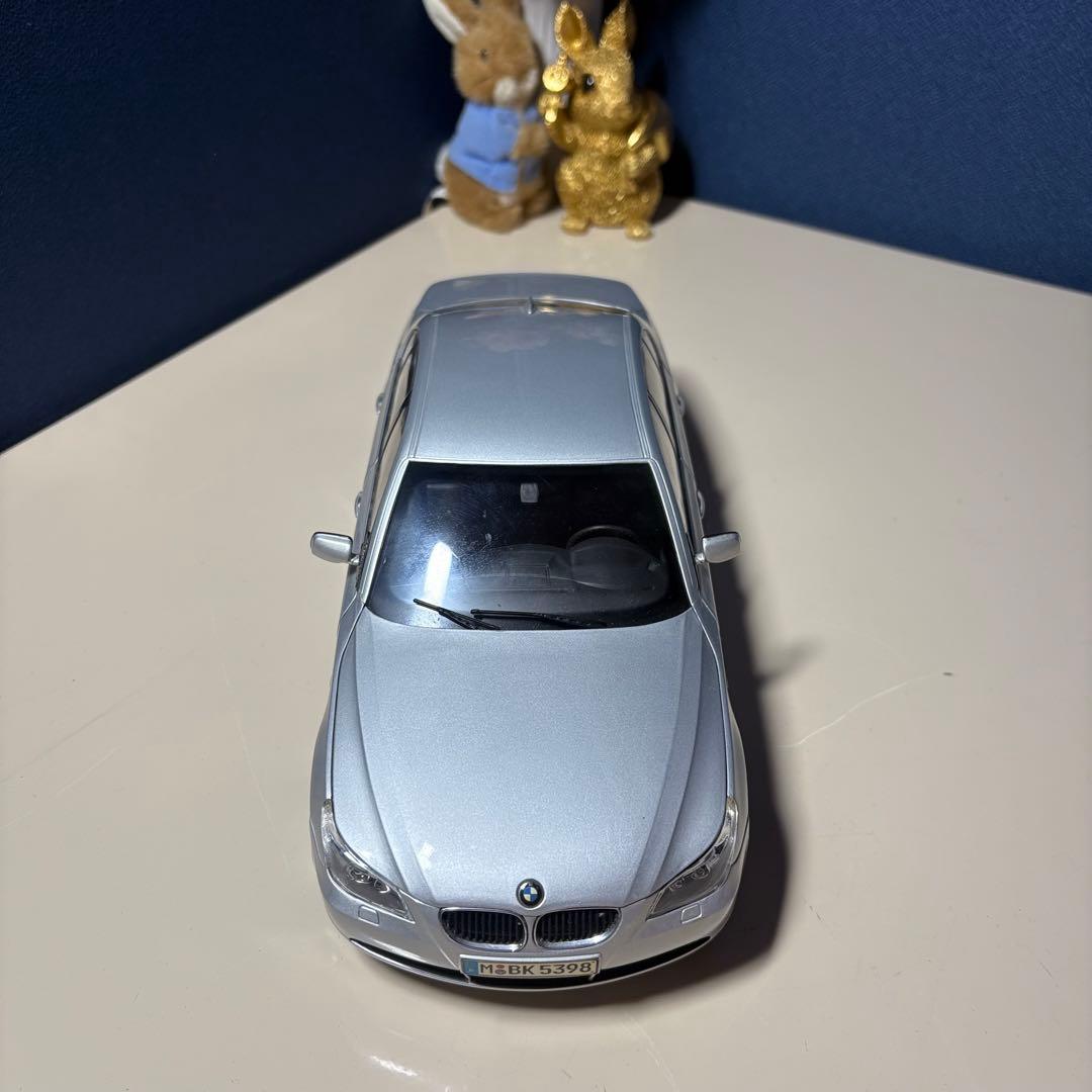  5シリーズ 京商 KYOSHO 1/18 モデルカー