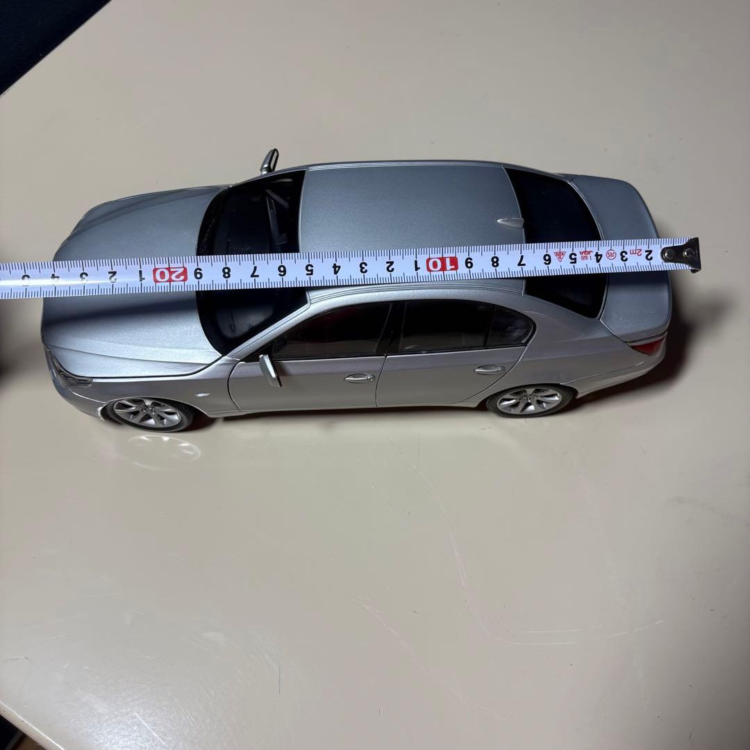 5シリーズ 京商 KYOSHO 1/18 モデルカー